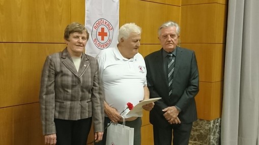 Prejemnik zlatega priznanja